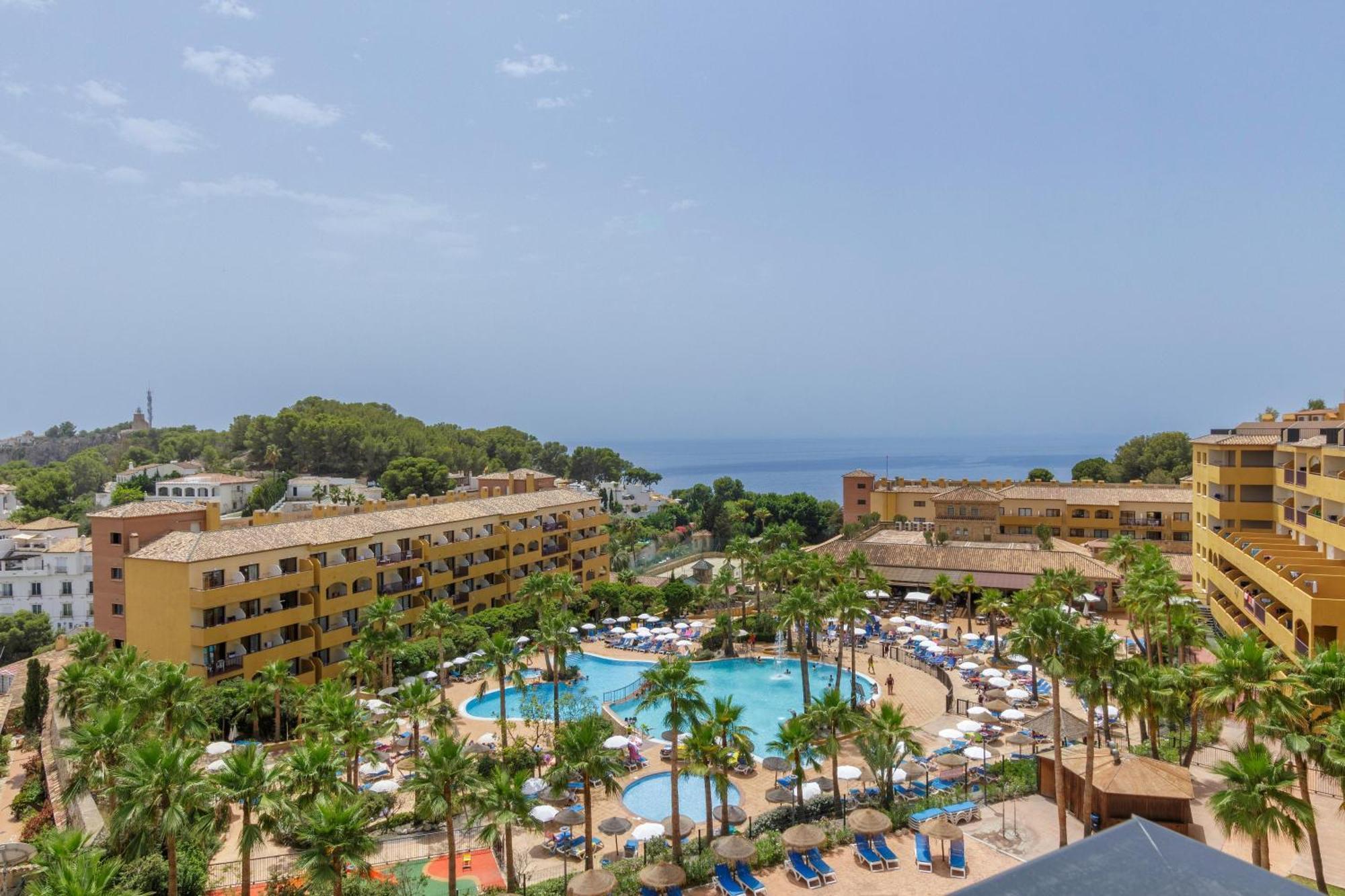 Apartamentos Best Alcazar La Herradura  Eksteriør billede