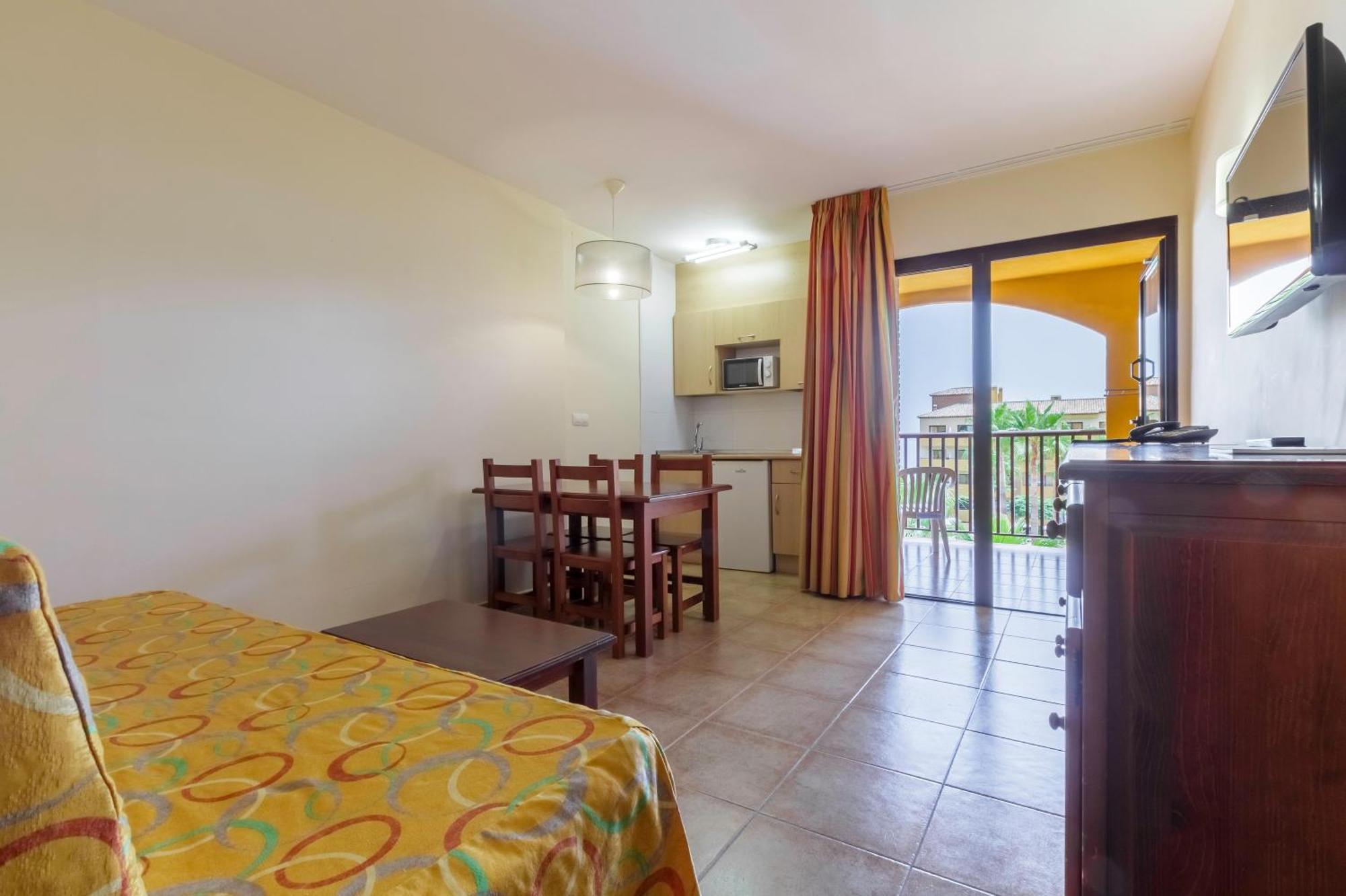 Apartamentos Best Alcazar La Herradura  Eksteriør billede